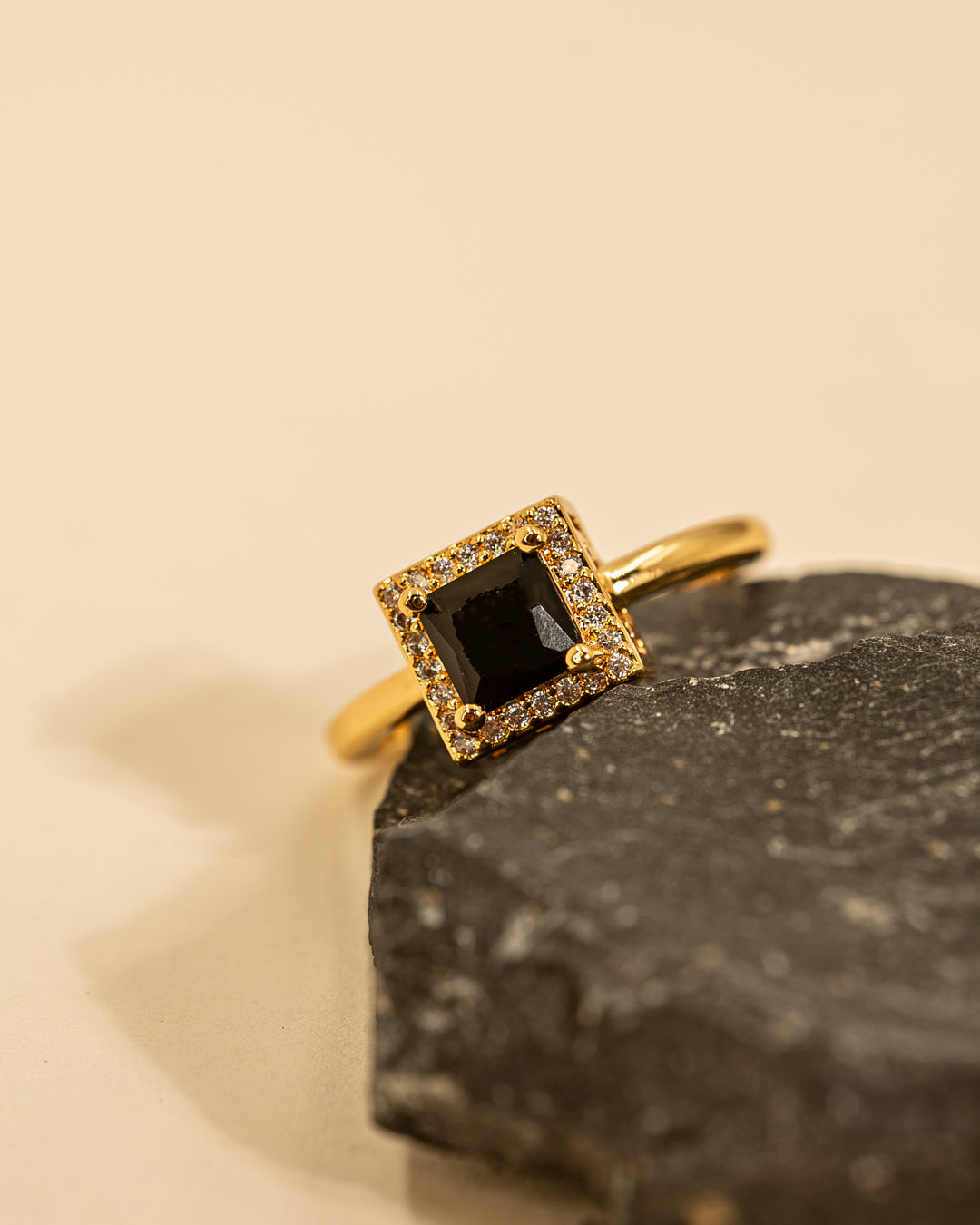 ANILLO BURGOS NEGRO